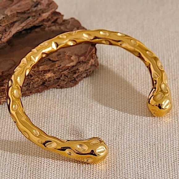 "Hammered Gold Plated Contour Bangle, Unique Stainless Steel Cuff, Trendy - Picture 1 of 12